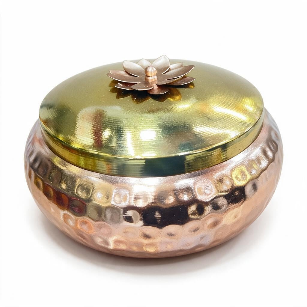 Hammered Lotus-Lid Pot product photo